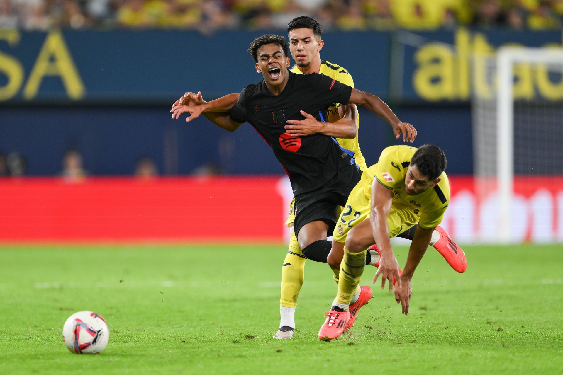 Villarreal CF v FC Barcelona  - La Liga EA Sports - Source: Getty