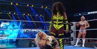 Tiffany vs Naomi vs Jade (ائتمانات الصورة: WWE.com مقاطع فيديو)