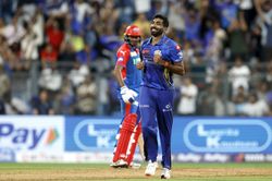 IPL 2025: Predicting 3 players who could pick up the most wickets in today’s PBKS vs MI match ft. Jasprit Bumrah