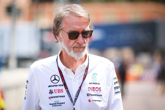 Sir Jim Ratcliffe ready to sell one of his clubs in order to finance a full takeover of Manchester United: Reports