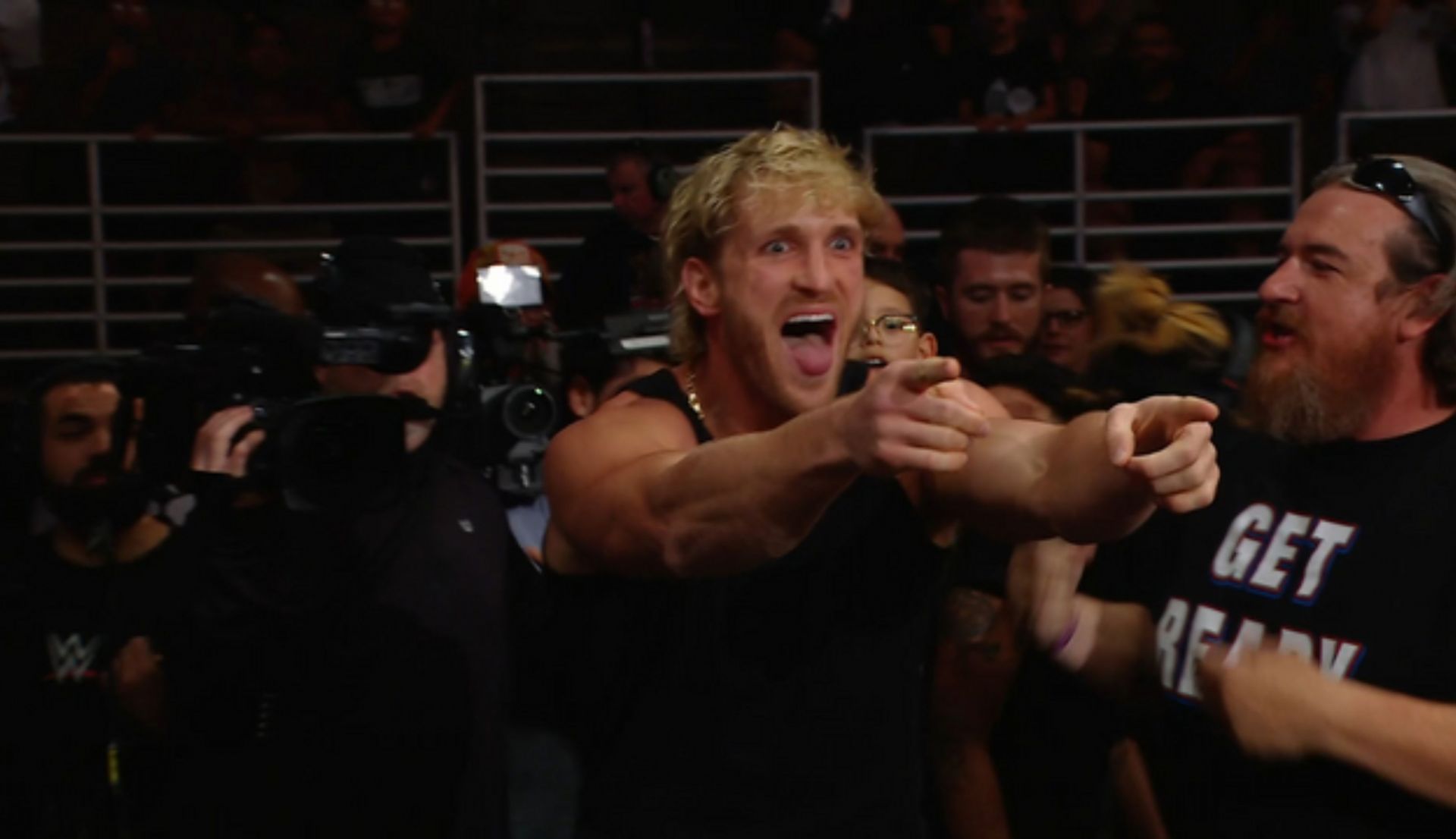 लोगन पॉल, जे उसो पर हमला करने के बाद (Photo: WWE.com)