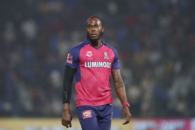 5 RR players in IPL 2025 who were earlier in MI ft. Jofra Archer