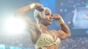 Jade Cargill kisses MLB Legend on WWE SmackDown [WATCH]
