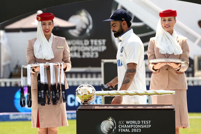 "The red-ball rests, but your legacy races on" - Bollywood star pens down heartfelt note after Virat Kohli’s Test retirement