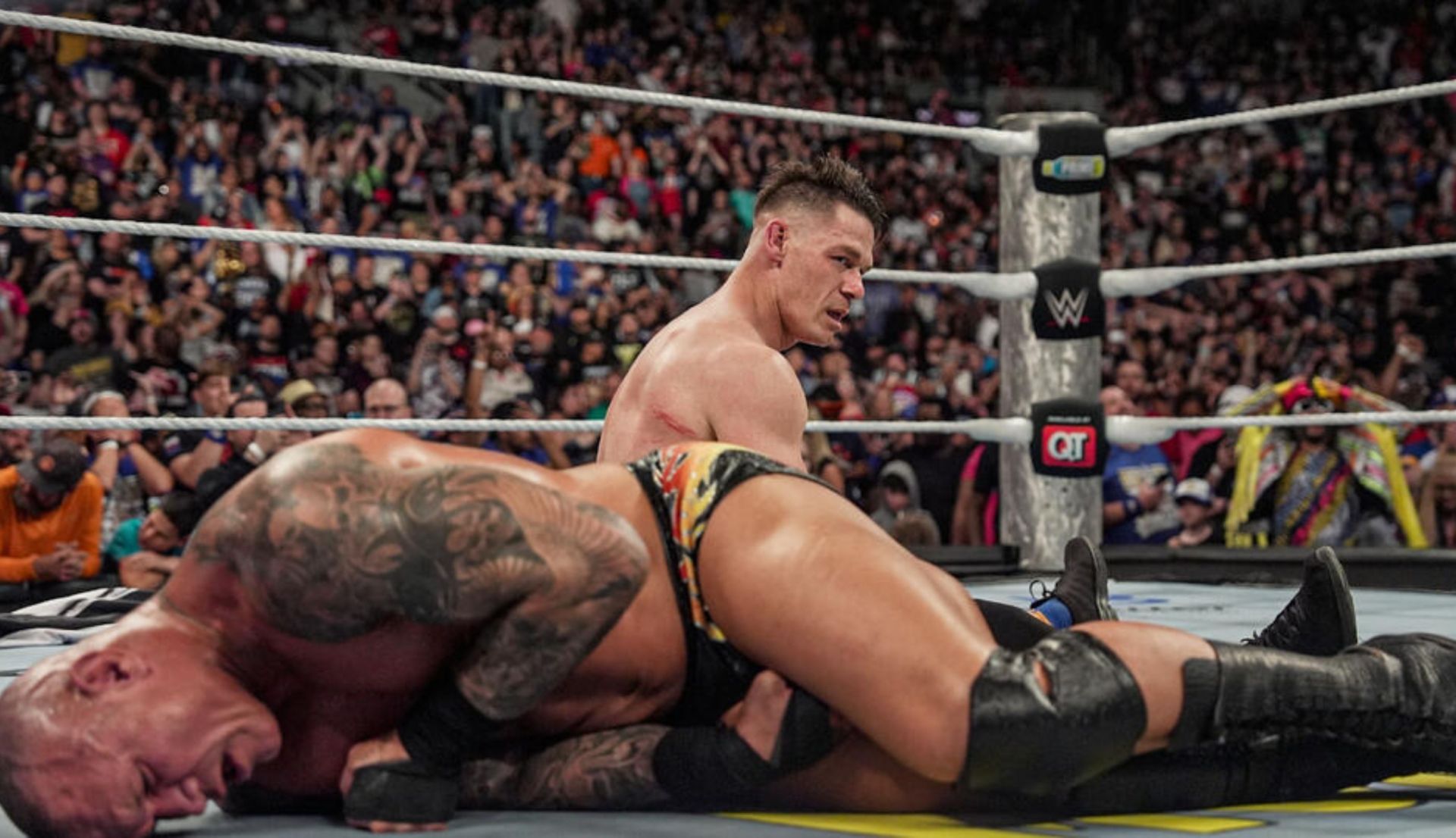 जॉन सीना चैंपियनशिप जीत के बाद (Photo: WWE.com)
