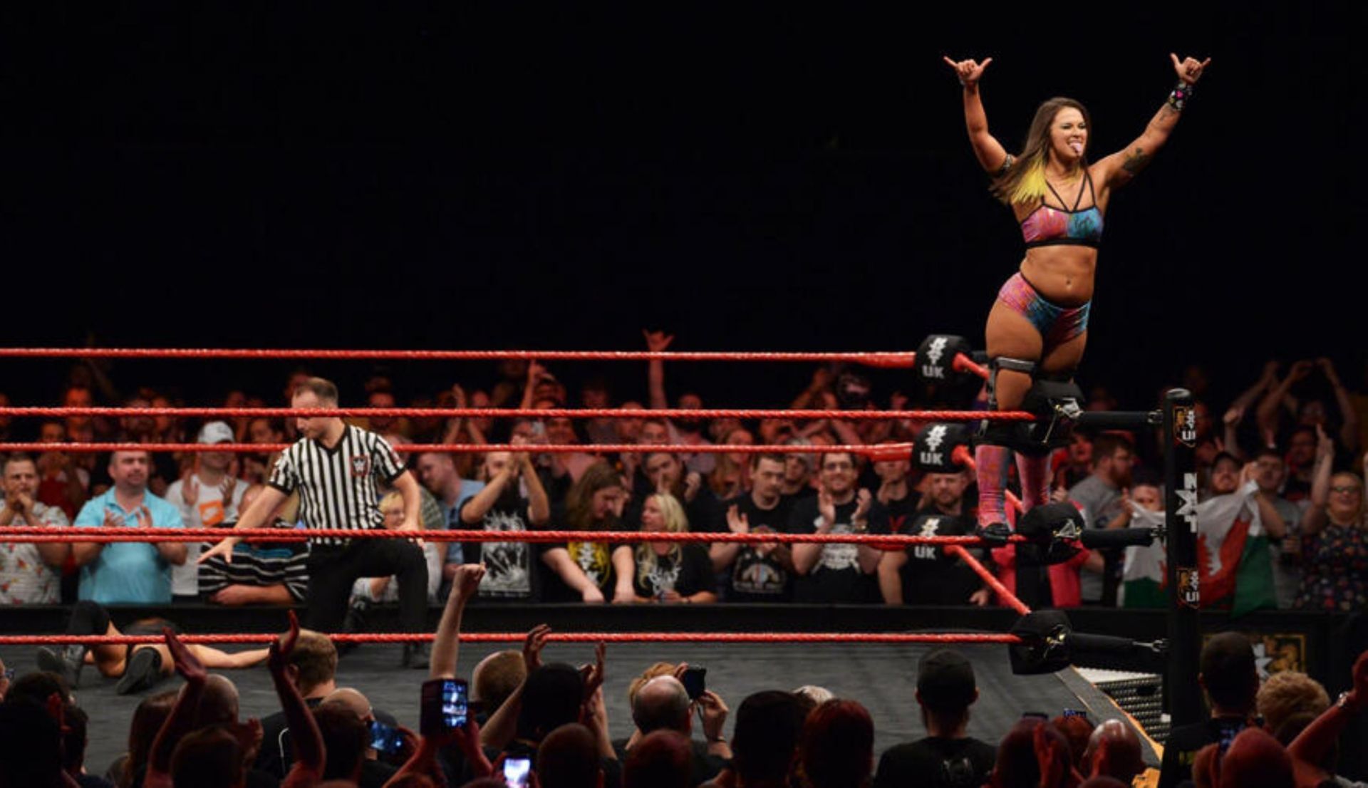 टेगन नॉक्स जीत सेलिब्रेट करते हुए (Photo: WWE.com)