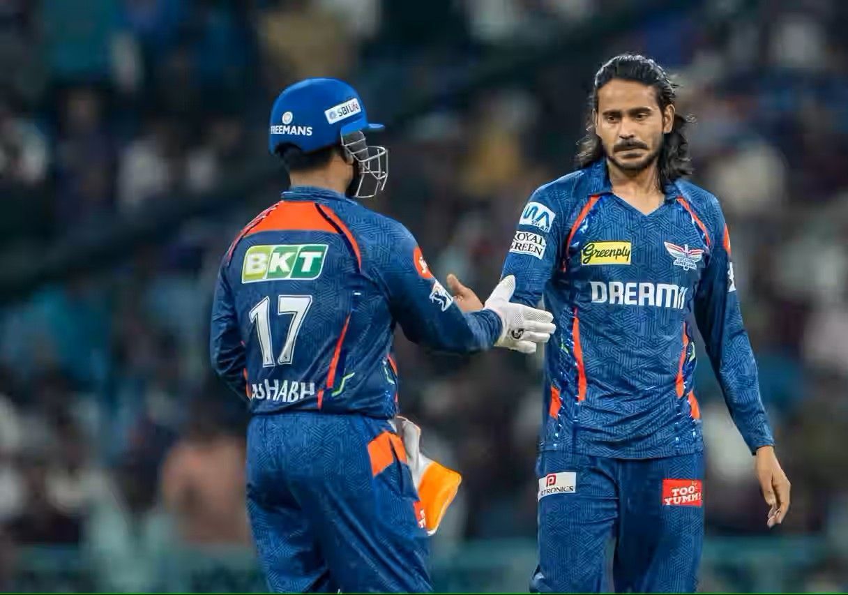 ऋषभ पंत और दिग्वेश राठी (Photo Credit - IPLT20.COM)