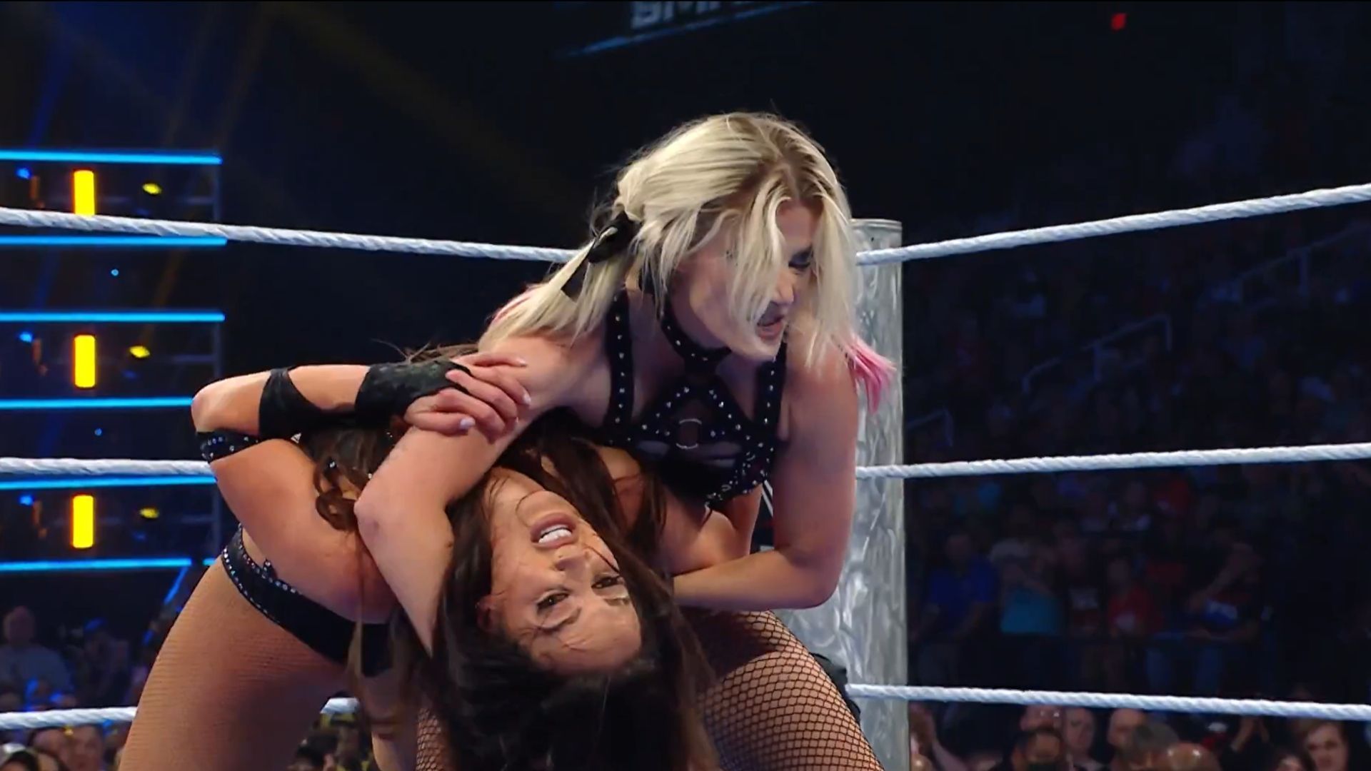 Alexa Bliss in position to land a Sister Abigail on Chelsea Green [Image Credits: WWE