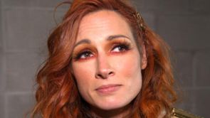 Becky Lynch no longer part of WWE locker room, has no friends anymore, a star has revealed