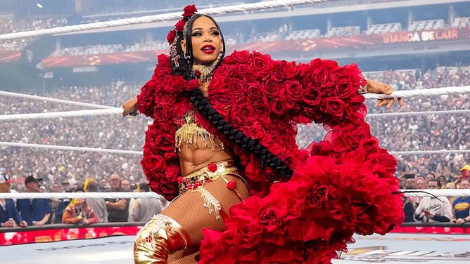 WWE star claims Bianca Belair is not answering her phone