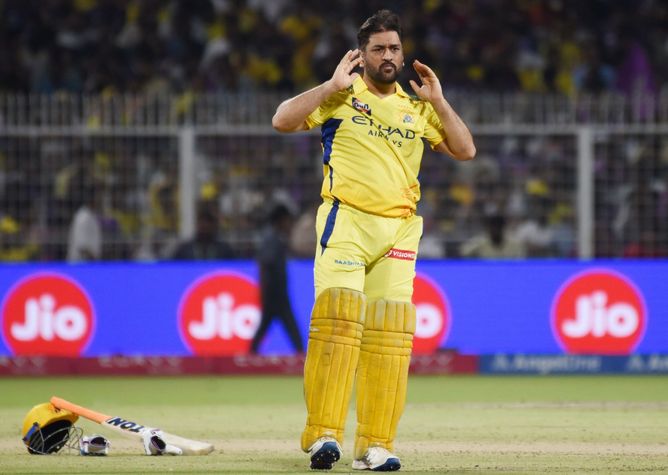 MS Dhoni reveals chat with youngsters Vaibhav Suryavanshi & Ayush Mhatre after CSK vs RR IPL 2025 match