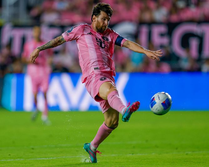 "Guardiola's Barcelona was dependent... Argentina for 15 or 20 years" - Inter Miami boss on whether his side relies too much on Lionel Messi