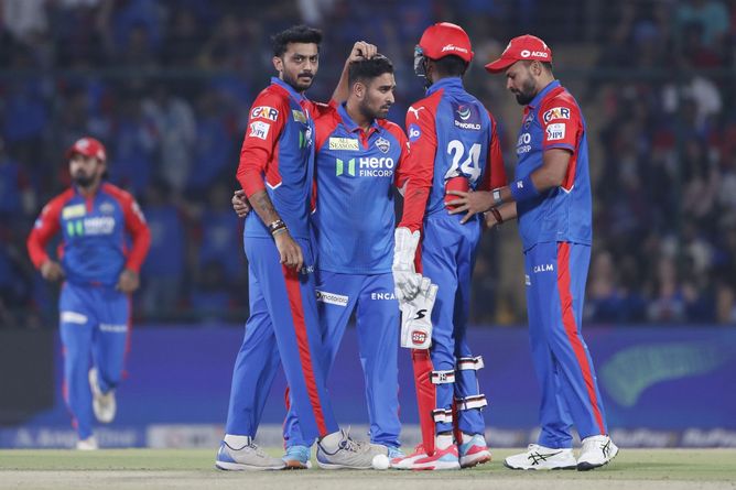 "He is batting better than Karun Nair and Abishek Porel" - Aakash Chopra suggests a change in DC's starting XI for IPL 2025 clash vs PBKS