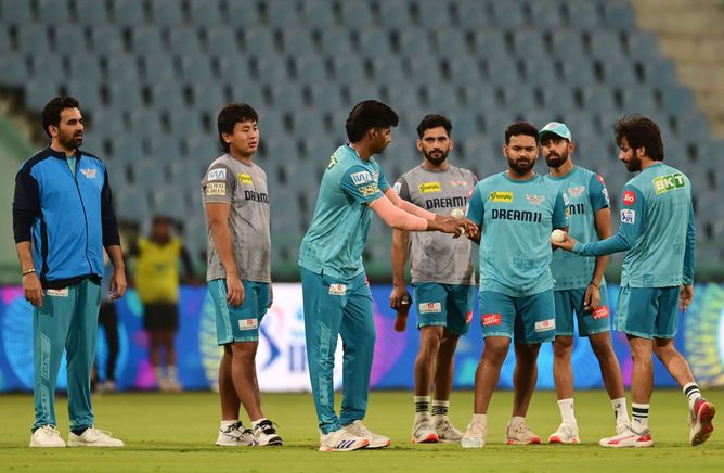 “Might have just shown some desperation” - Former India batter blames management for Mayank Yadav’s performance after PBKS vs LSG IPL 2025 match