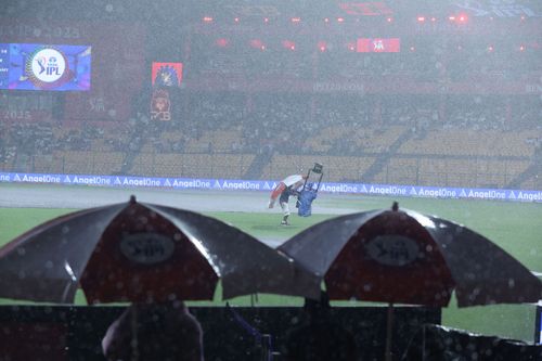 RCB's IPL 2025 home game against SRH has been moved to Lucknow due to the rain forecast in Bengaluru. [P/C: Getty]