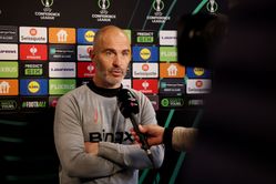 Chelsea have already spoken to Ajax about 19-year old left back Jorrel Hato