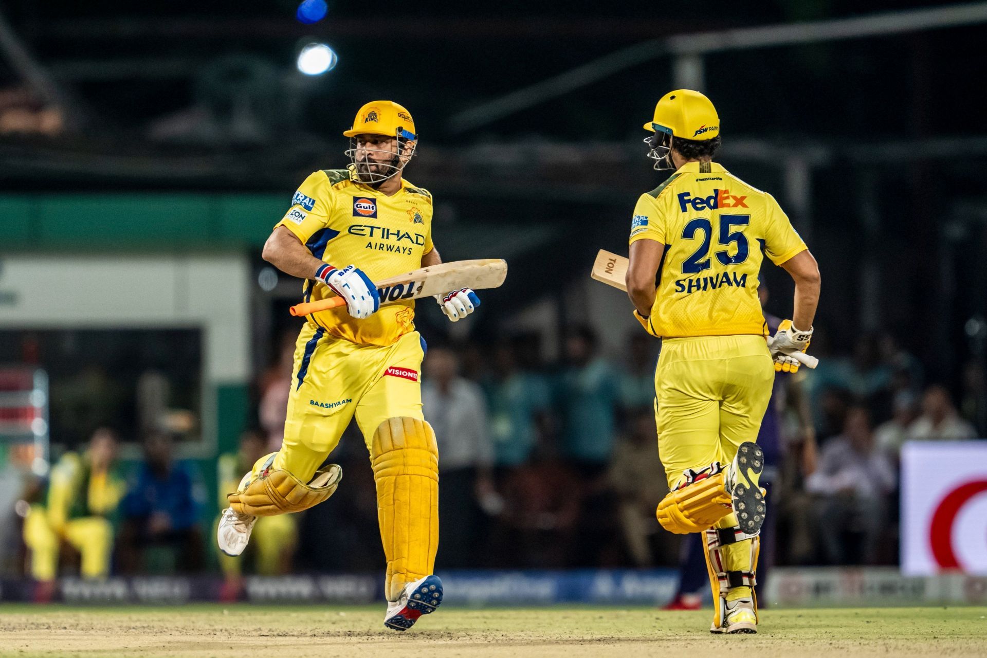 IPL 2025, KKR vs CSK, MS Dhoni, Shivam Dube