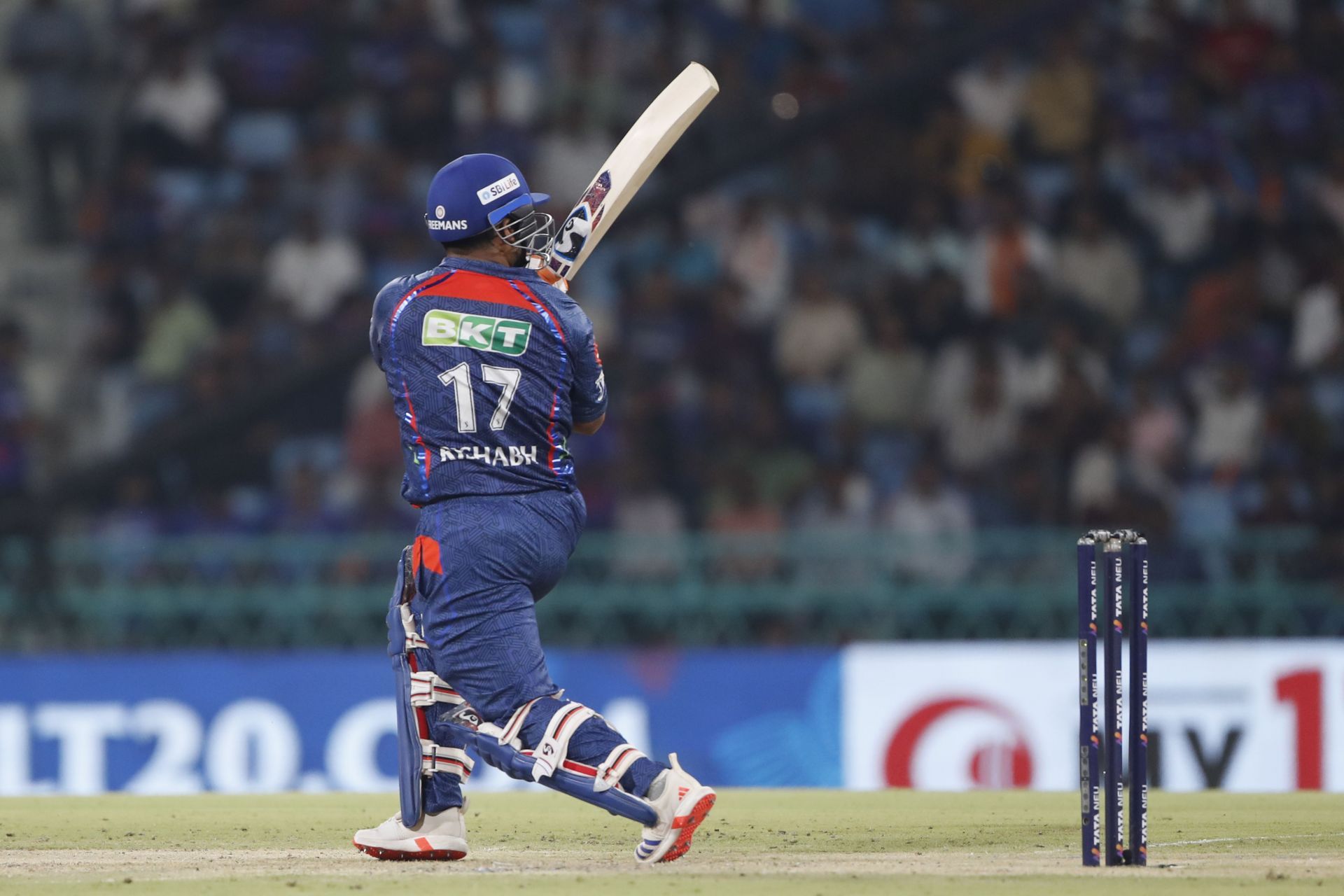 Rishabh Pant (₹27 crore) is the most expensive player in LSG&#039;s IPL 2025 squad. [P/C: Getty]