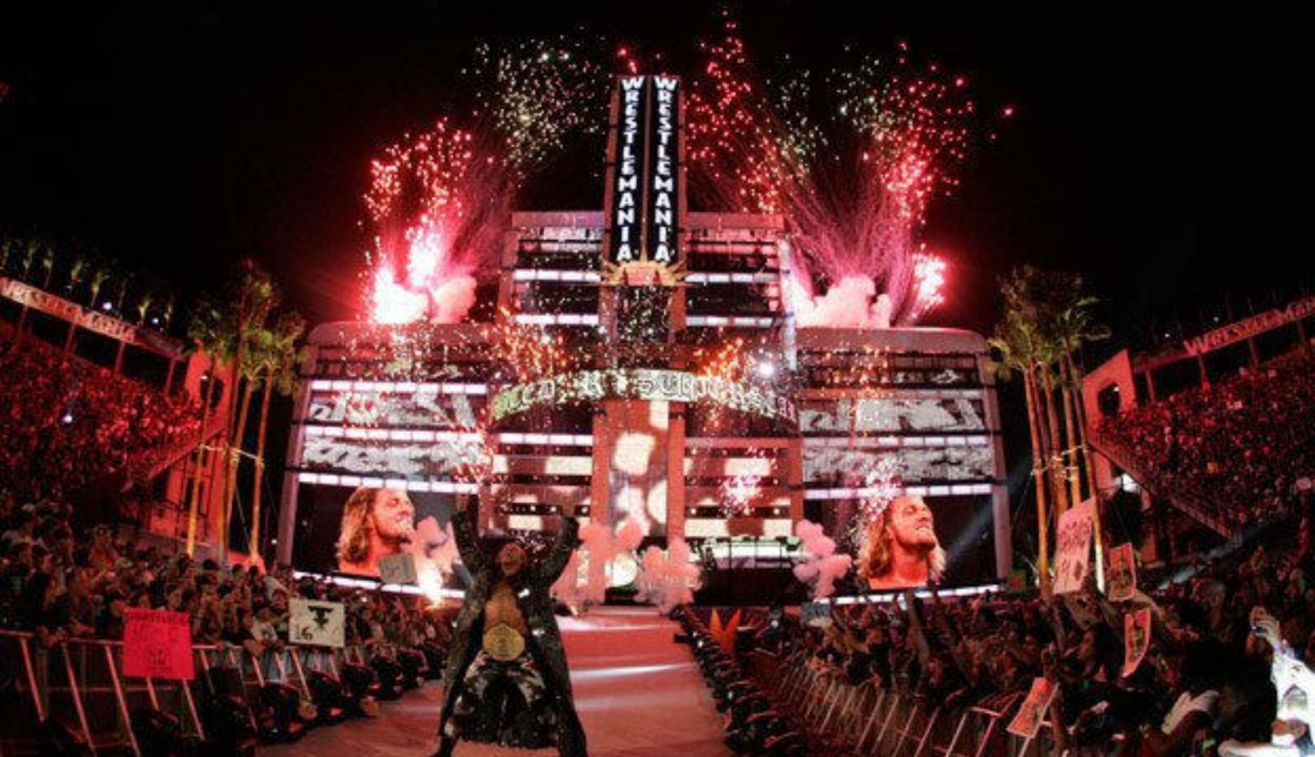 ऐज एंट्री करते हुए (Photo: WWE.com)