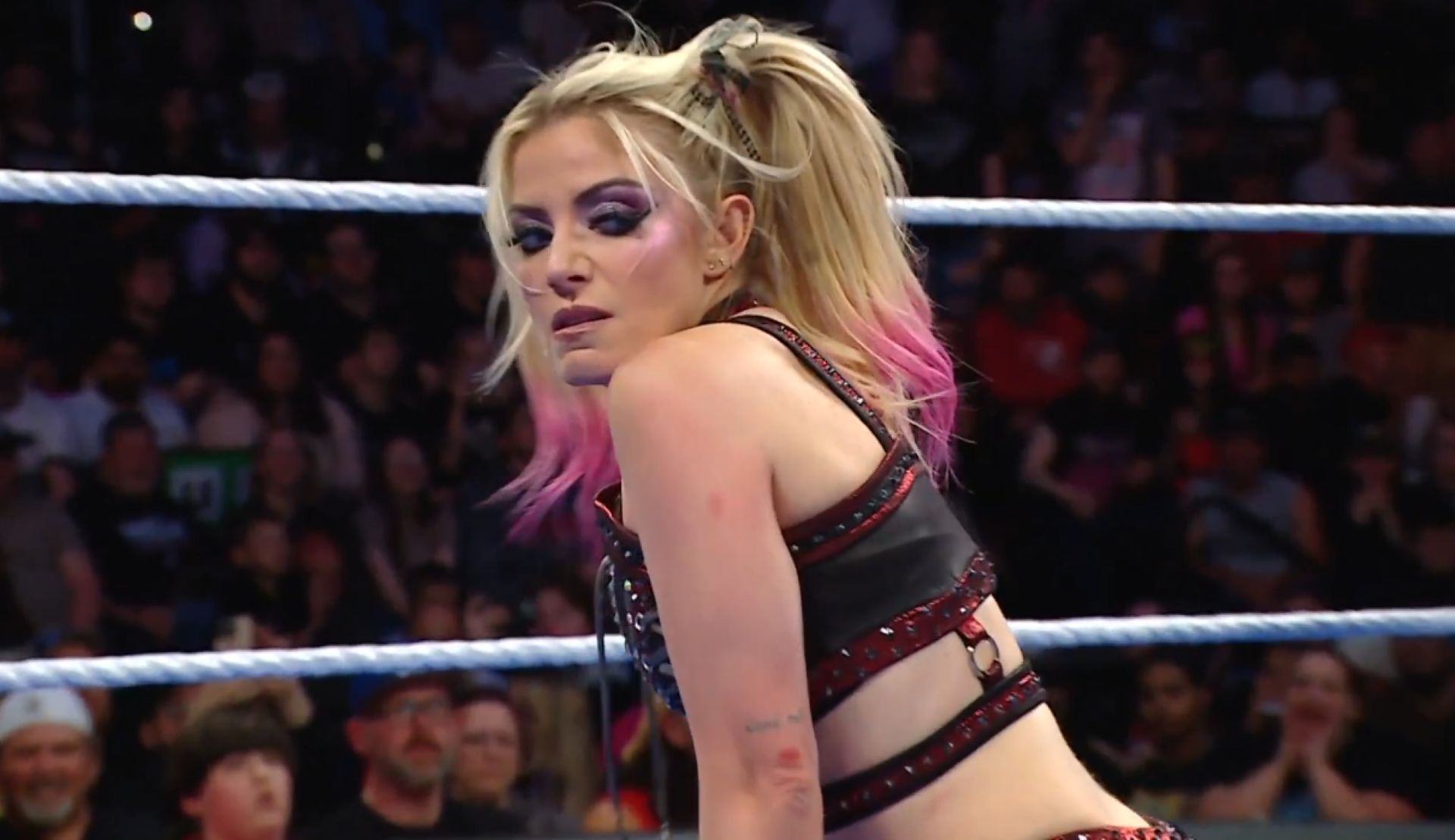 Alexa Bliss returned to SmackDown after two months in the shadows. (Image Credit: WWE on X).