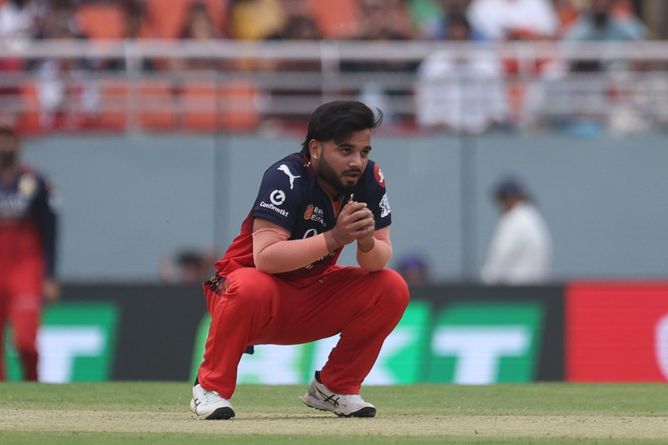 "I used to take injections and play" - Suyash Sharma shares heartwarming RCB story amid stellar IPL 2025