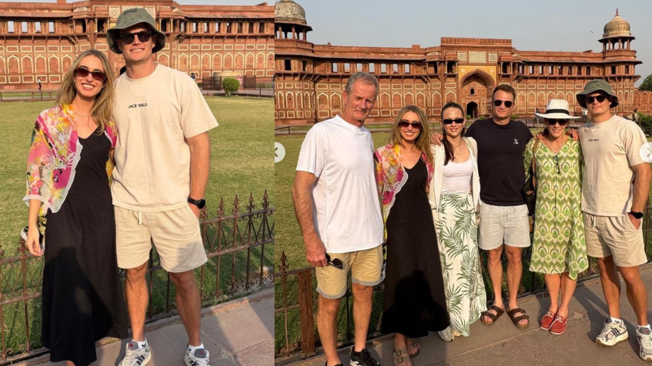आगरा में नजर आया मुंबई इंडियंस का क्रिकेटर (photo credit: instagram/ryanrickelton)