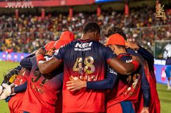 "Are you working black magic?" - RCB legend's hilarious response as he supports team in Bengaluru amid IPL 2025 match vs KKR [Watch]