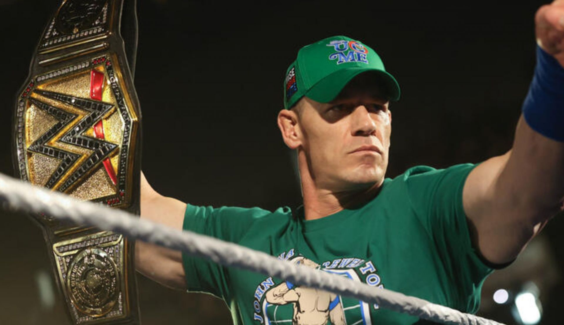 जॉन सीना चैंपियनशिप के साथ (Photo: WWE.com)