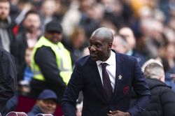 “I don’t want my dirty laundry aired out for the public” - Carlton Cole warns Chelsea about signing £60 million-rated transfer target