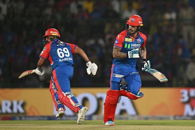 “Nearly fell off my chair” - Former RCB star’s brutal take on Delhi Capitals’ lineup in SRH vs DC IPL 2025 match