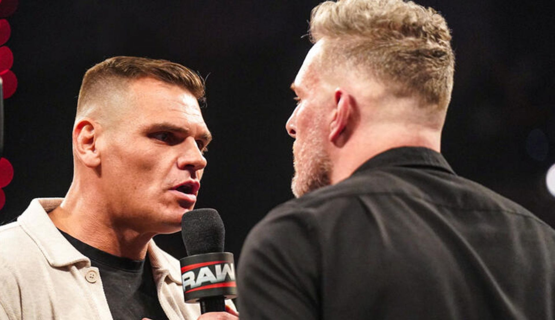 गुंथर प्रोमो कट करते हुए (Photo: WWE.com)