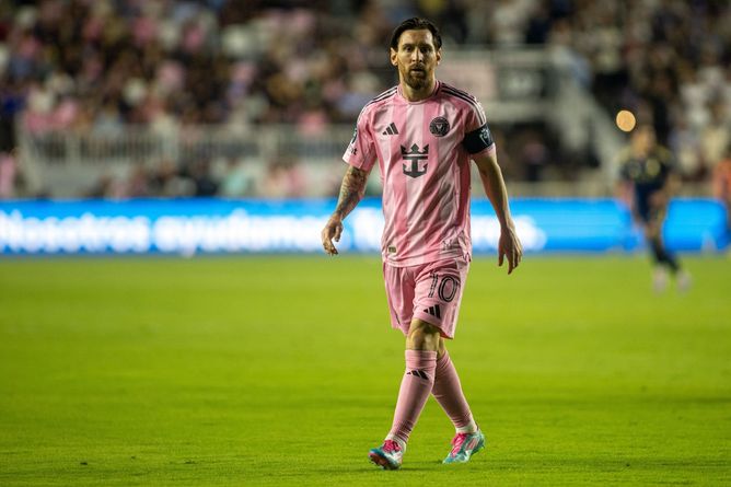"He's won a lot of trophies as well" - IPL 2025 star on which franchise would be a perfect fit for football legend Lionel Messi [Watch]