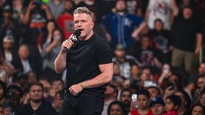 "I hope Gunther destroys you" - Pat McAfee receives aggressive message from former WWE champion