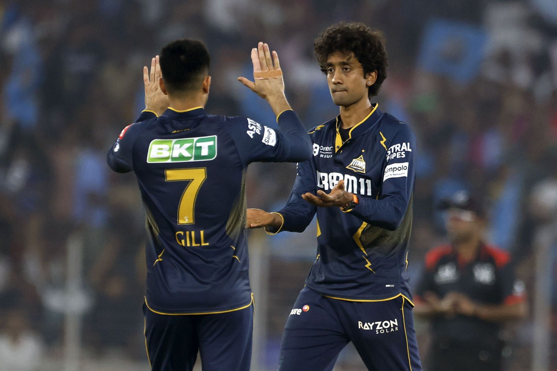 Sai Kishore (right) registered figures of 2/24 in four overs in GT&#039;s IPL 2025 away game against SRH. [P/C: Getty]