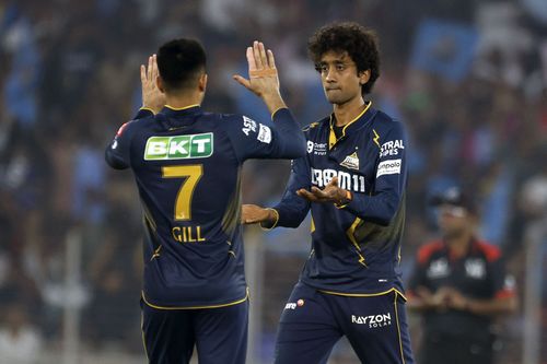 Sai Kishore (right) registered figures of 2/24 in four overs in GT's IPL 2025 away game against SRH. [P/C: Getty]