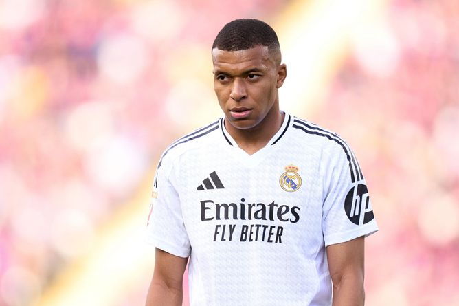“It's nice to be recognized by your peers” - Real Madrid’s Kylian Mbappe on beating Barcelona star to 'Best French Player Abroad’ award