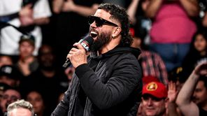 WWE star should not turn heel to feud with Jey Uso, Vince Russo says (Exclusive)