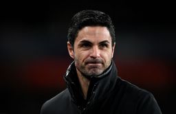 "Like a fan on social media" - Jamie Carragher slams Mikel Arteta for recent Arsenal comments