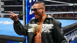 Carmelo Hayes sends three-word message to new rival ahead of WWE SmackDown