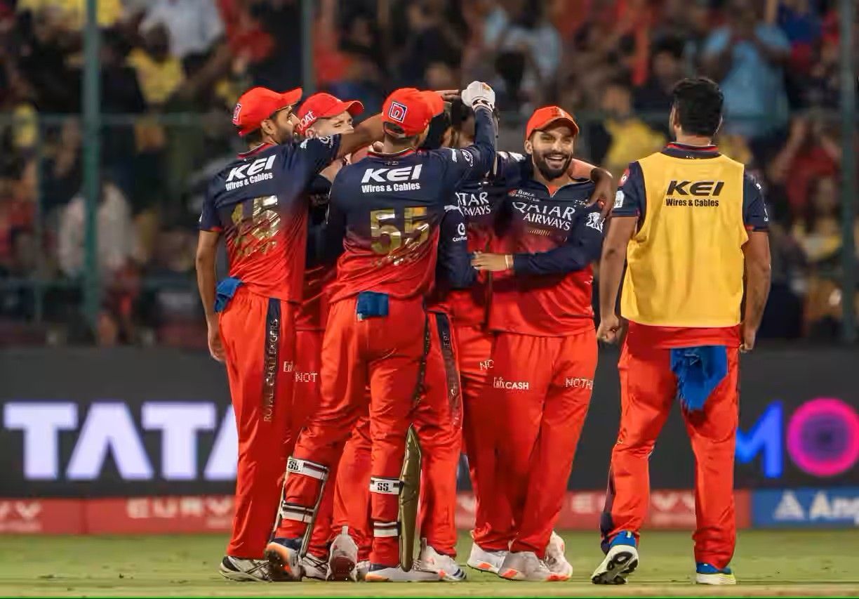 आरसीबी की टीम काफी शानदार फॉर्म में है (Photo Credit - IPLT20.COM)