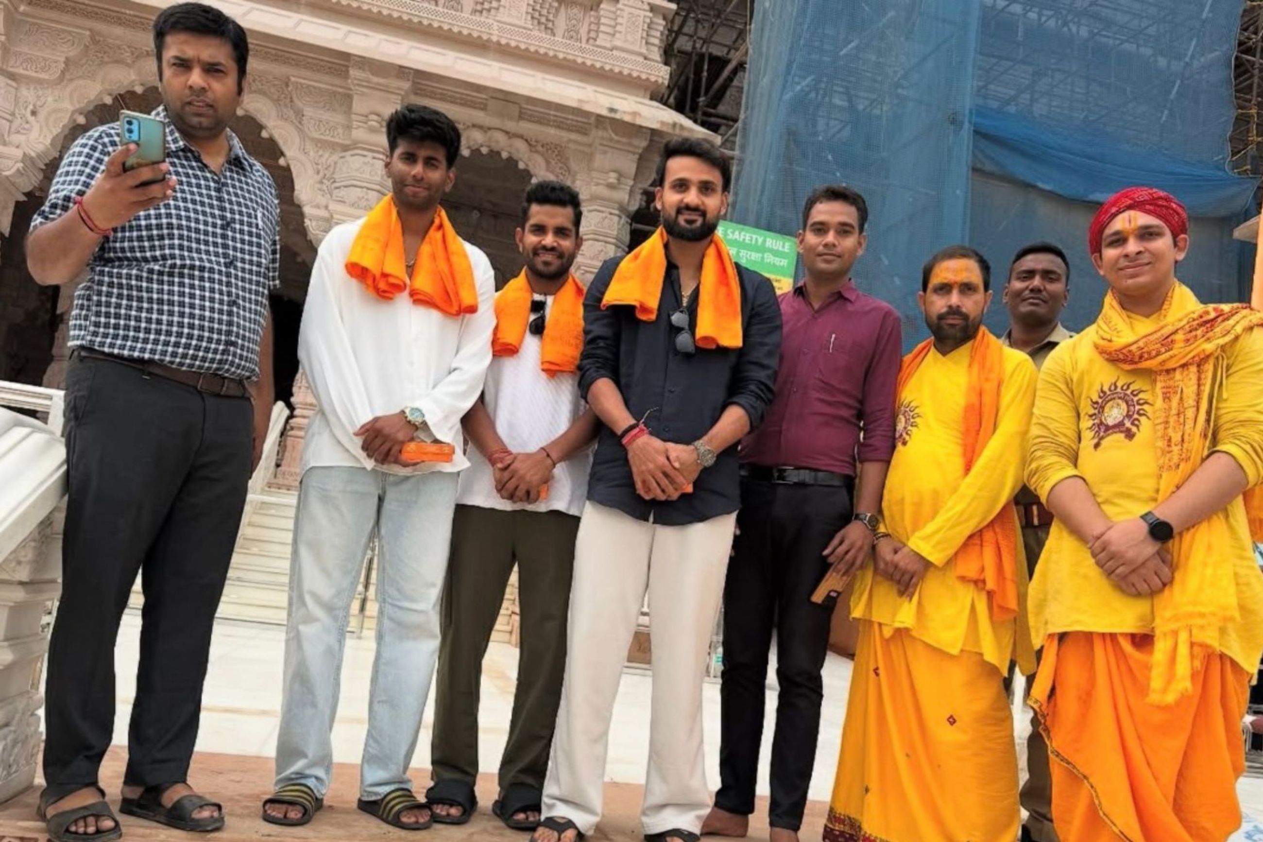 Mayank Yadav and fellow pacers visit Ayodhya&rsquo;s Ram Mandir (Image via Instagram-@akash.deep969)