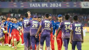 What happened the last time RCB played KKR at the M Chinnaswamy Stadium before IPL 2025?