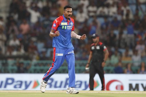 Dushmantha Chameera celebrates picking up a wicket for DC. Source: Getty