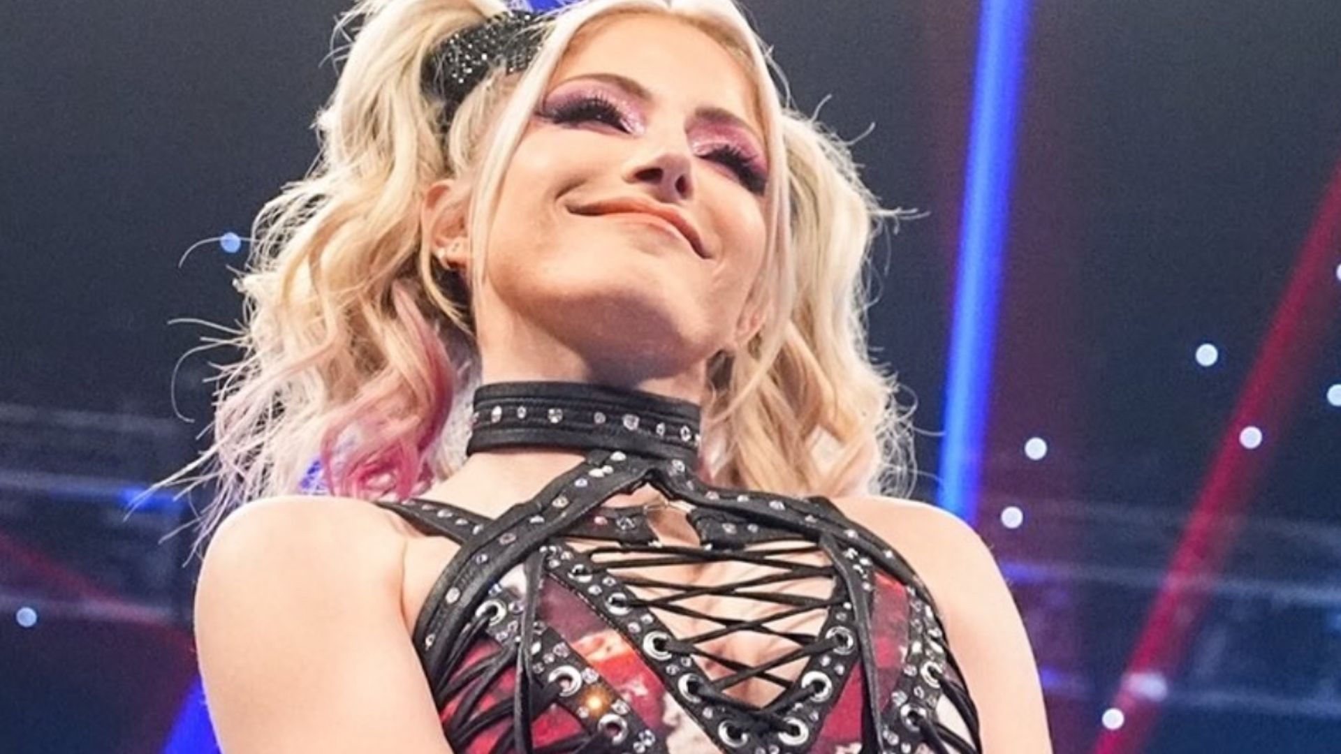 The star is back now (Credit: WWE SmackDown)