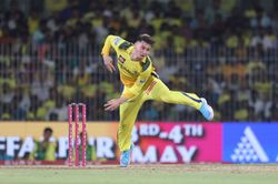 IPL 2025: Predicting 3 players who could pick up the most wickets in today’s GT vs CSK match ft. Noor Ahmad