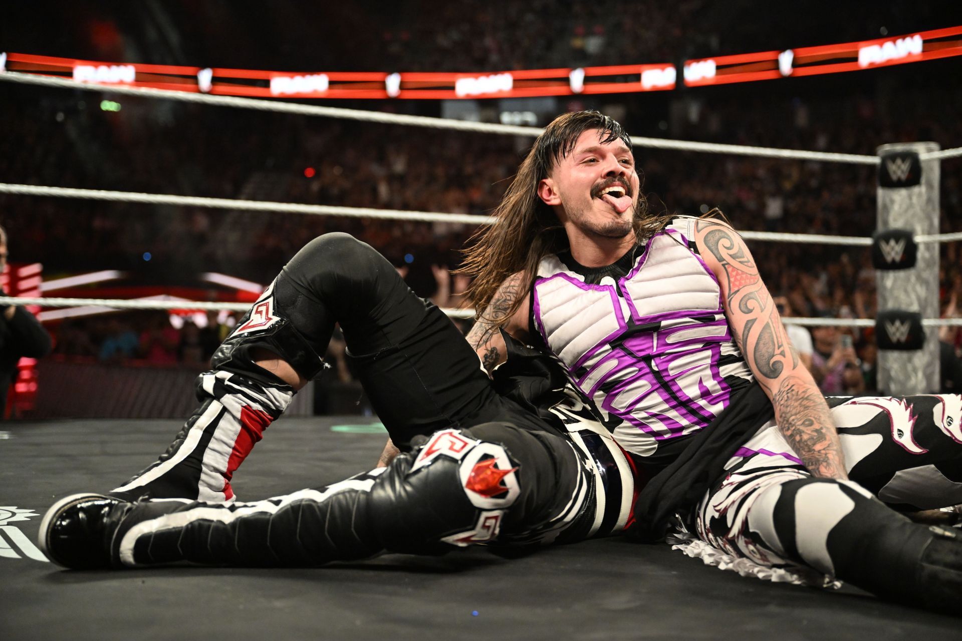 Monday Night RAW - Source: Getty