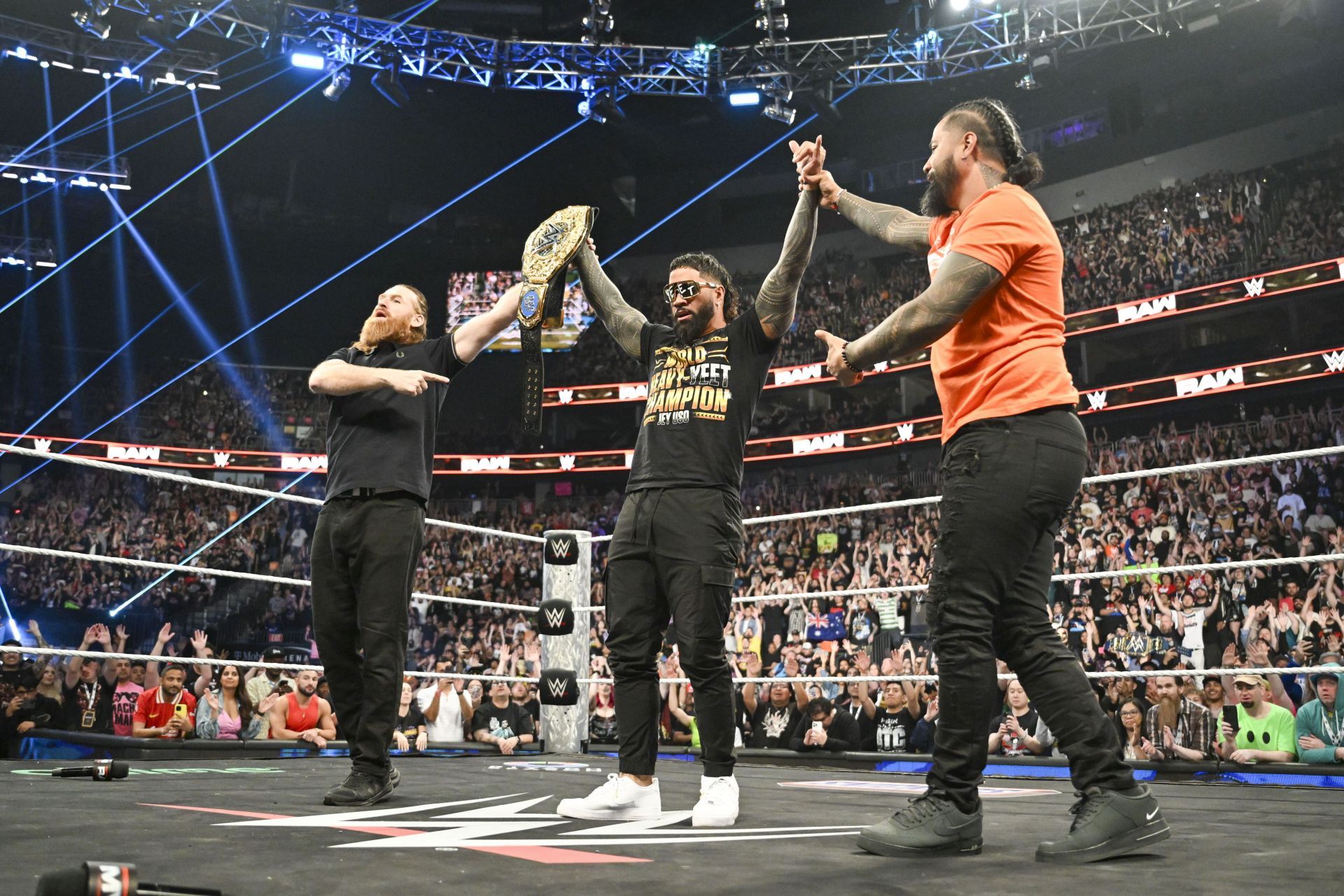 Monday Night RAW - Source: Getty