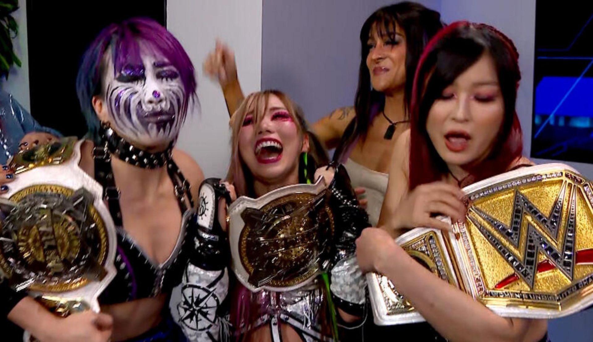 डैमेज कंट्रोल के सभी सदस्य (Photo: WWE.com)