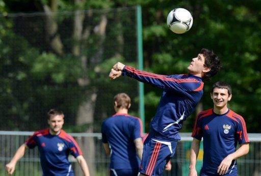 Russia will aim to storm into the Euro 2012 quarter-finals on Saturday when they face bottom of the table Greece