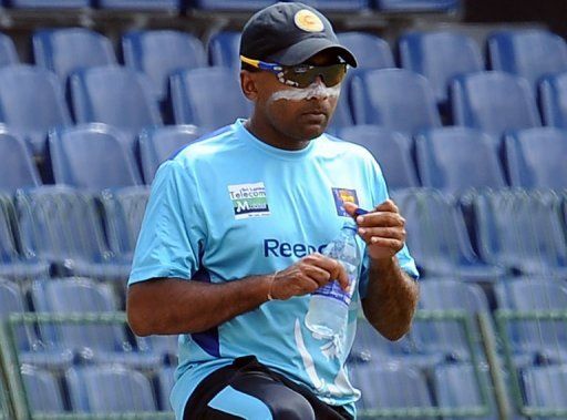 Jayawardene elected to bat after winning the toss against Pakistan in the fourth ODI Saturday